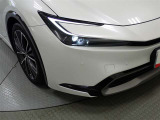 Bi-Beam LEDヘッドランプ+LEDターンランプ+LEDクリアランスランプ+LEDデイライト 少ない電力で明るく照らします☆彡