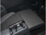 お車の取扱説明書・メンテナンスノート(記録簿)もございます。トヨタのディーラーで安心を買って下さい。当社は無理な勧誘は致しません。まずはお客様からのお問い合わせを心よりお待ちしております。