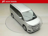 両側パワースライドドア付きだから、狭い駐車スペースなどでの乗り降りラクラク♪小さなお子さまのいるご家庭には嬉しい装備です。
