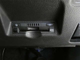 ETC車載器付きです。高速道路の料金所もスムーズに通過できます。※セットアップ費用は別途必要です。