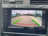 ●ガイドライン付きバックカメラ:不安な駐車もこれで安心!ガイドライン付きなので狭い箇所での駐車もラクラクです!