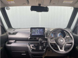 ガラスが大きく、目線も高いので視界が良く、運転しやすいです