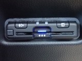 ■【ETC車載器】が装備されています。セットアップをしてお渡しとなり、ETCカードを差し込むだけで高速道路の利用が可能です。