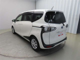 展示車はお客様のお住いの近くのネッツトヨタ石川のお店まで移動も可能です。最寄りの店舗までお気軽にご相談ください。