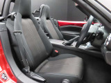 ドアを開け運転席に乗り込む際の画像です☆