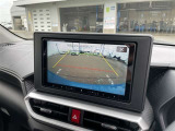 バックガイドモニターで、後方を確認しながら安心して駐車することができます。運転初心者も熟練者も必須の機能ですよ!