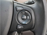 ◆アダプティブクルーズコントロール◆予め設定した車速内でクルマが自動的に加減速。前走車との適切な車間距離を維持しながら追従走行します。【LKAS】車線維持支援システムでステアリング操作を支援。