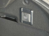 【アクセサリーソケット】車内で利用する電気製品の電源として広く利用できます