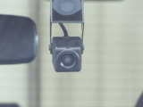 万が一のトラブルのときにも役に立つドライブレコーダーを装備しています。側面衝突や幅寄せ・割り込み対策に!