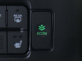 ★ECONスイッチ★ エコドライブを加速しよう!スイッチをONにすると、運転の仕方によるロスを抑え込み燃費をよくするようクルマが頑張ります(*^ー^*)燃費向上にチャレンジ♪