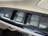●仕入れ段階で徹底したチェックを行い、厳しい審査にパスした車だけを展示・販売しています。弊社ではこれをプロチェックと呼び、数十の独自チェック項目に基づき、車の状態を調べ上げています。