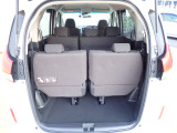 ◆定員乗車時のカーゴルームです。普段のお買い物の荷物やたくさんの収納が可能です。