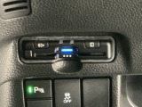 いまや快適なカーライフに欠かせないETCが付いています。