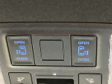 両側電動スライドドア付き、運転席にいながら開閉もラクラク