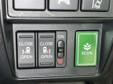 両側電動スライドドアで狭い所でも乗り降り楽々です!