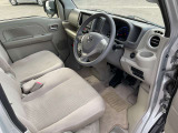 運転席の画像です。