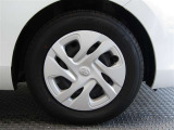 R7年式夏タイヤ185/65R15ダンロップ製です。