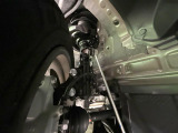 お車を安心してお乗りいただく為には、足回りの定期点検が欠かせません。サービスサポート(有償保証)では無料点検もご提供しており、安心のカーライフをお過ごしいただけるサポート体制が整っています。