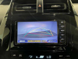 【バックモニター】駐車時に後方がリアルタイム映像で確認できます。大型商業施設や立体駐車場での駐車時や、夜間のバック時に大活躍?