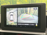 【パノラミックビューモニター】専用のカメラにより、上から見下ろしたような視点で360度クルマの周囲を確認することができます☆死角部分も確認しやすく、狭い場所での切り返しや駐車もスムーズに行えます。