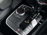 BMWライフをさらに素晴らしいものにするために、BMWカードもご用意しております。ご利用金額1,000円ごとに1ポイントたまります。BMW正規ディーラーでのご利用につきましてはポイントが2倍になります。