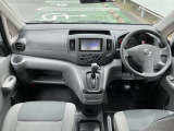 当店の展示車はすべてルームクリーニング済みです☆是非シートに座って室内もしっかりご確認ください!