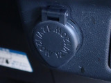 12V 電源タップになります。