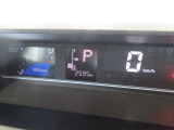 様々な運転情報を見やすく表示。