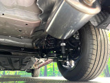 お車を安心してお乗りいただく為には、足回りの定期点検が欠かせません。サービスサポート(有償保証)では無料点検もご提供しており、安心のカーライフをお過ごしいただけるサポート体制が整っています。