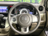 【ステアリングスイッチ】運転中、前方から目線をそらすことなく、オーディオ等の操作が可能な便利機能!安心&快適なドライブを演出してくれます♪