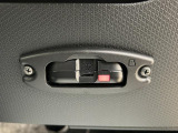 当店でご購入頂いた車両は全車車検整備又は法定12か月点検を行い、エンジンオイル・オイルフィルター・フロントワイパーゴム・バッテリーの交換を行っています、整備費用は本体に含まれてますので安心ですよ♪