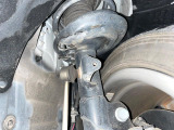 お車を安心してお乗りいただく為には、足回りの定期点検が欠かせません。サービスサポート(有償保証)では無料点検もご提供しており、安心のカーライフをお過ごしいただけるサポート体制が整っています。