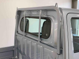 WEB掲載時にはお車に付いている装備と、様々な写真をたくさん載せるように心がけております。1台1台特徴をとらえたキャッチコメントを掲載しています。