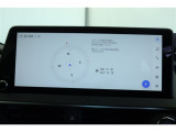 【ディスプレイオーディオ(コネクティッドナビ対応)】T-Connect契約をご契約いただくとセンター通信型ナビゲーションがご利用可能です。便利な機能が色々ございますので、スタッフにご確認ください。