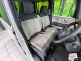 運転席シート廻りは使用感も少なく、良好な状態となっています。丁寧に使われていたことがよくわかりますね。