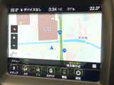 ●純正ナビ:一体感のあるナビは、高級感ある車内を演出してくれます。オーディオ機能も充実しておりますので、運転もより楽しめます♪