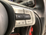 クルーズコントロールを装備しています。高速道路などで一定の速度で走ってくれるので運転が楽ですよ!速度を設定できますので、スピードの出しすぎにも注意できます。