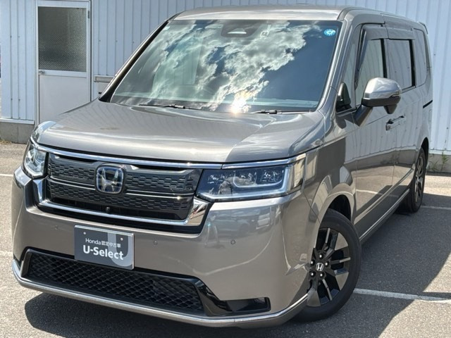 ステップワゴン  2.0 e:HEV スパーダ