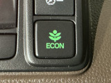 ★ECONスイッチ★ エコドライブを加速しよう!スイッチをONにすると、運転の仕方によるロスを抑え込み燃費をよくするようクルマが頑張ります(*^ー^*)燃費向上にチャレンジ♪