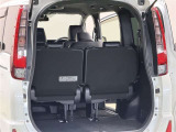 荷室はシートアレンジを行うことで広い荷室にすることが可能です 様々なシーンで活躍できますね