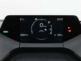 展示車は全てトヨタの車を知り尽くしたエキスパートが基本性能に関わる機能や状態を徹底的にチェックしています。消耗部品の事前交換など法定12ヶ月点検相当の点検・整備を必ず実施しています。