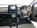 運転席は見やすく整理され、ナビも美しく装着され操作性にも優れています!