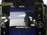 サイドビューカメラは、狭い道路での走行や左側への寄せに活躍。周囲の状況をしっかり確認でき、安全性を高める便利な機能です。