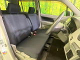 運転席シート廻りは使用感も少なく、良好な状態となっています。丁寧に使われていたことがよくわかりますね。