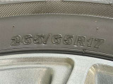 タイヤサイズは【265/65R17】