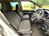 運転席シート廻りは使用感も少なく、良好な状態となっています。丁寧に使われていたことがよくわかりますね。