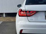 LEDテールライト&シーケンシャルウインカー 装備