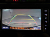 バックモニターで、後方を確認しながら安心して駐車することができます。運転初心者も熟練者も必須の機能ですよ!