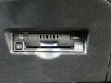 ETC車載器付きです。高速道路の料金所もスムーズに通過できます。※セットアップ費用は別途必要です。
