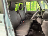 運転席シート廻りは使用感も少なく、良好な状態となっています。丁寧に使われていたことがよくわかりますね。